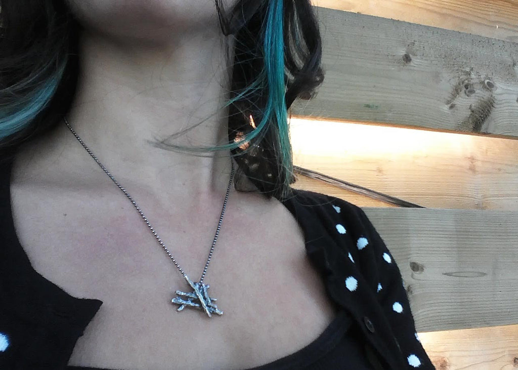 Slashpile Necklace - Realistic Logs (small)